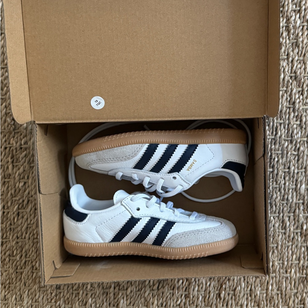 9K Adidas Blue and white Sambas